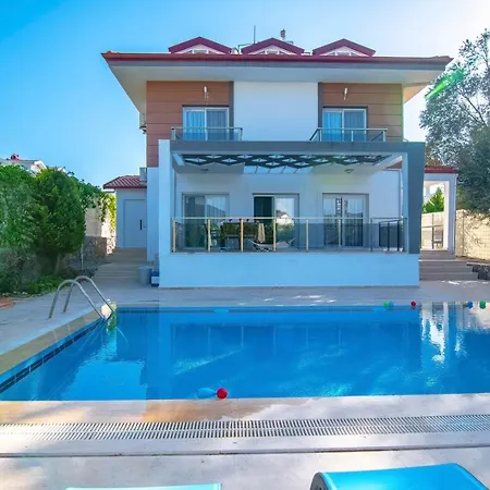 Lilya Hisar * Fethiye